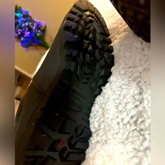 Belleville’s Flagship Tactical boot - the 700 is NWOB condition and size 11.5R. Belleville main image 2